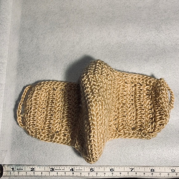 🆕Handmade/Homemade Tan/Cream Crotchet Face Mask - Picture 8 of 16